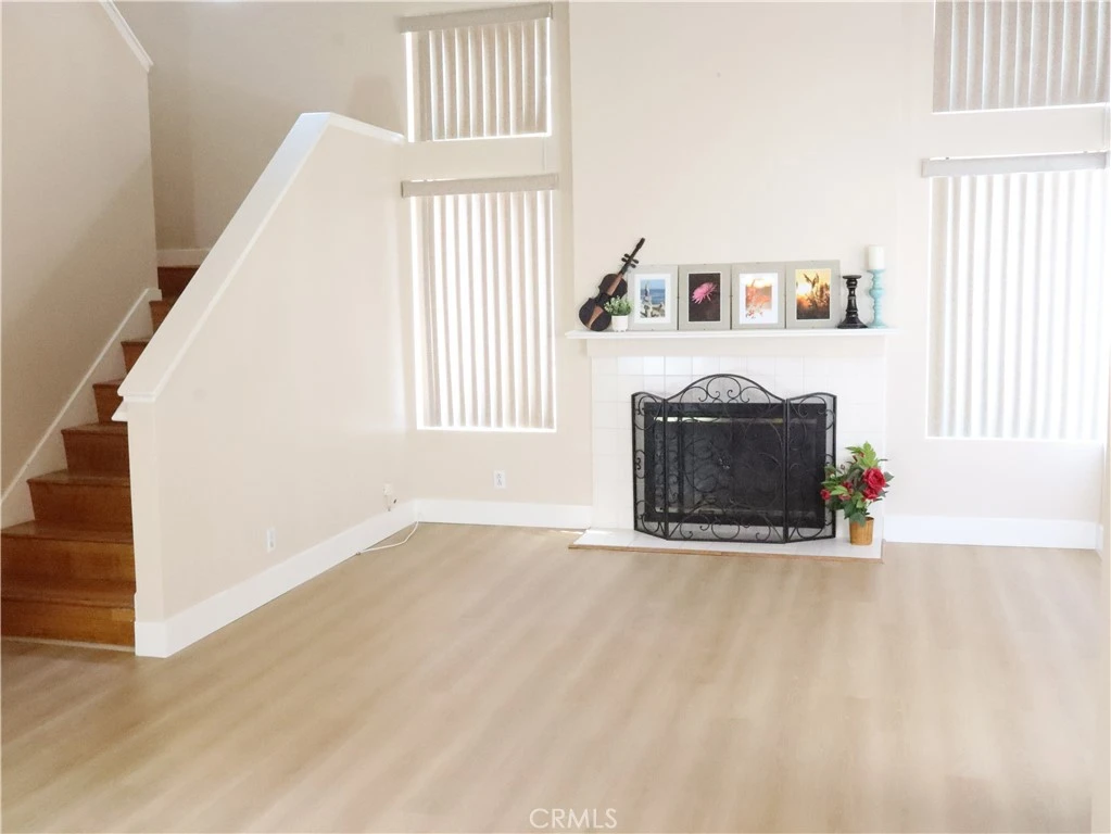 Interior 3