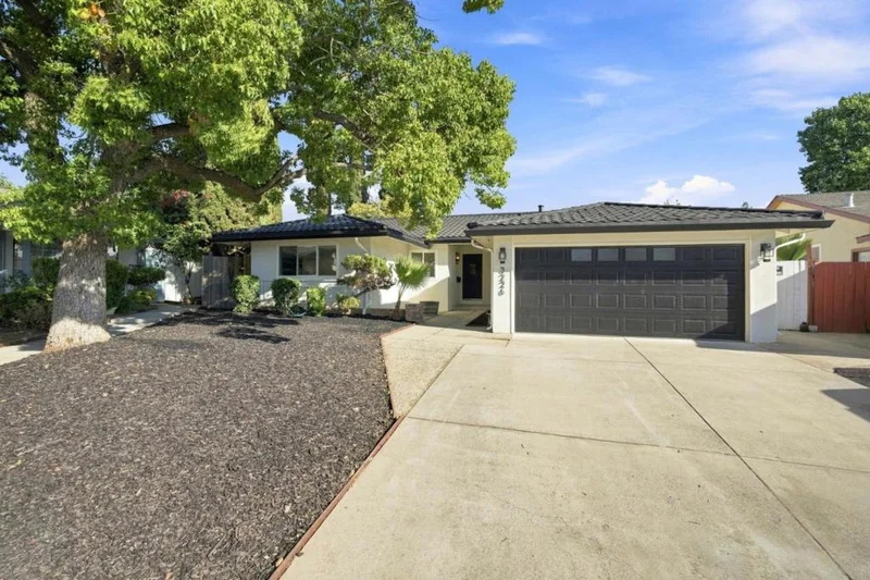 3226 Pentland Court