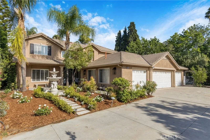 20871 Betron Street photo 2