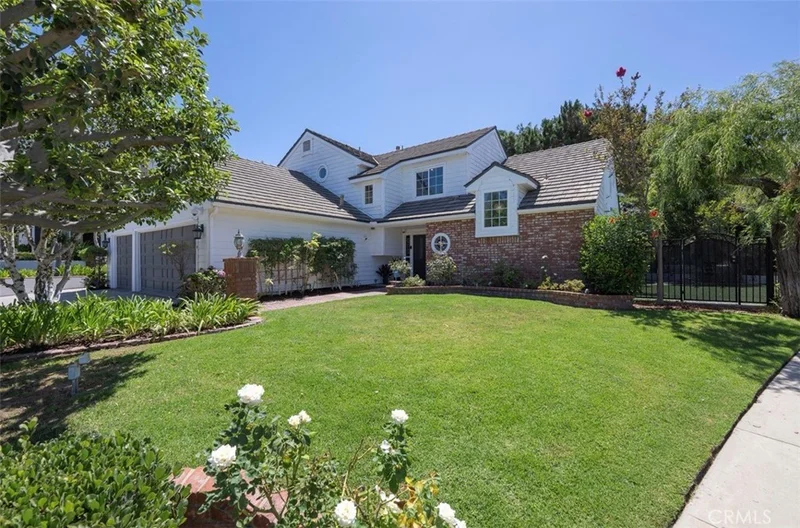 511 S Weymouth Court