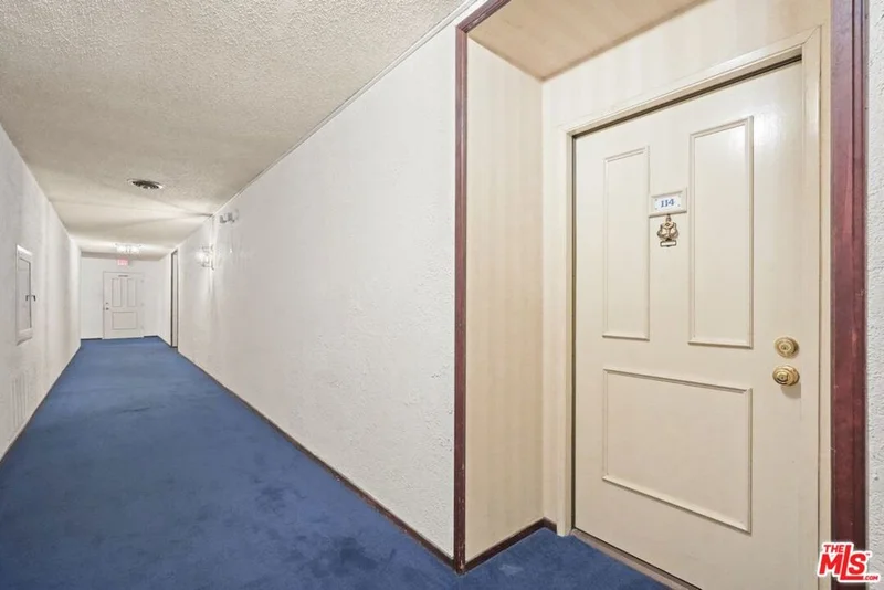 12720 Burbank Boulevard 114 photo 2