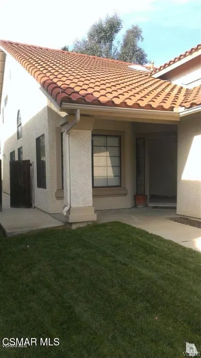 4117 Lost Springs Drive photo 2