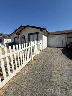 Photo 2 of 434 El Monte