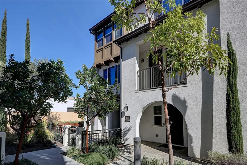 629 S Kinney