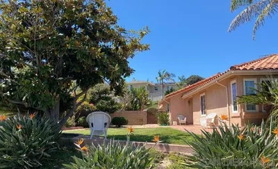 387 Bay Leaf Dr photo 2