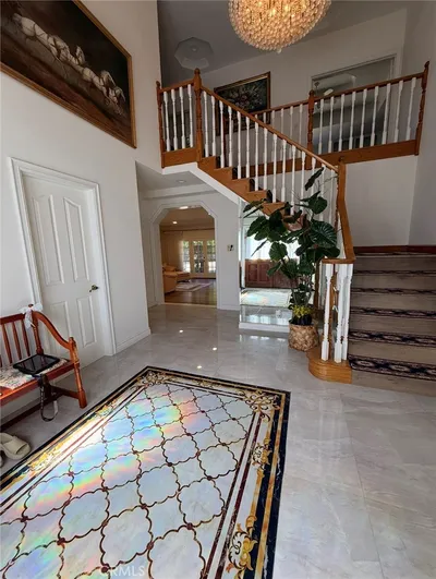 1419 Holly Avenue photo 2