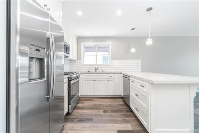1808 W Balboa B photo 2