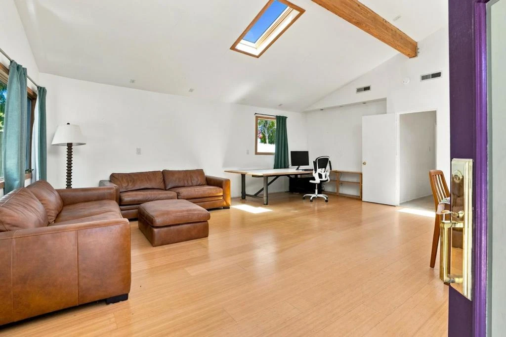 Interior 2