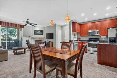 22681 Oakgrove 127