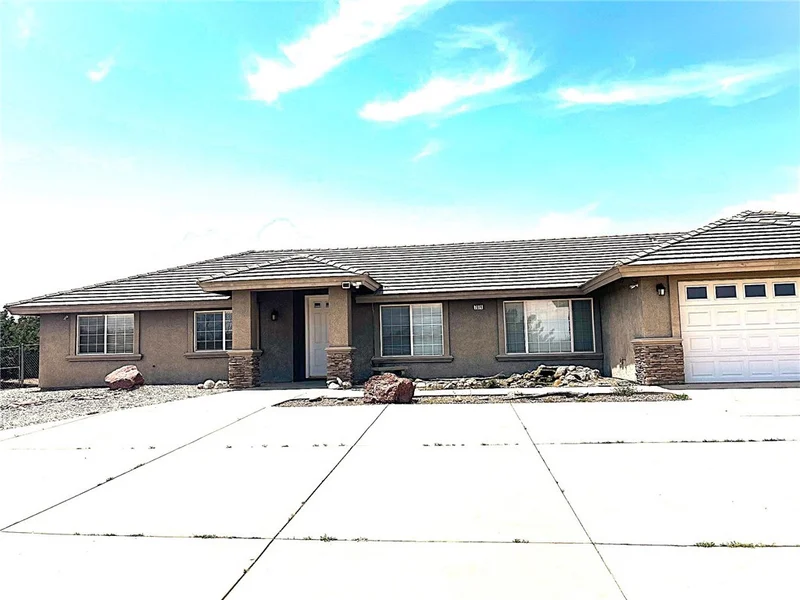 7076 Cataba Road photo 2