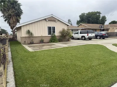 1686 E Princeton Street photo 2