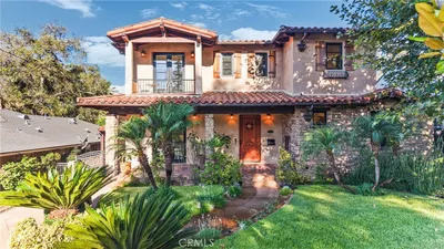407 N Magnolia