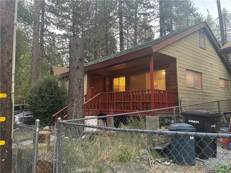 1545 Ross Street photo 2