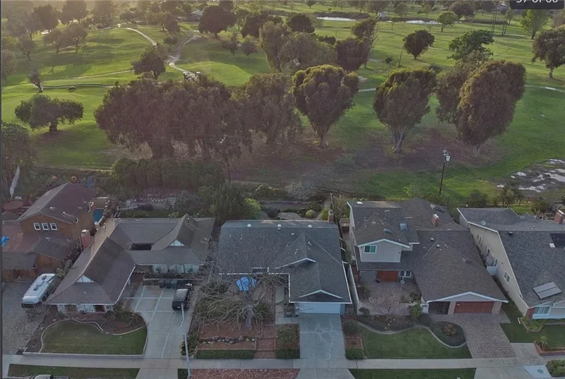 16711 Greenview photo 2