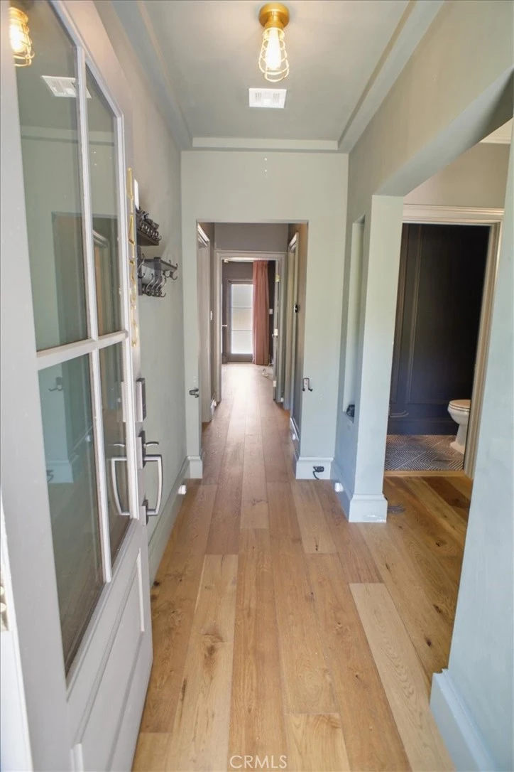 Interior 2
