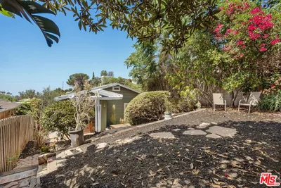 2306 Loma Vista Place
