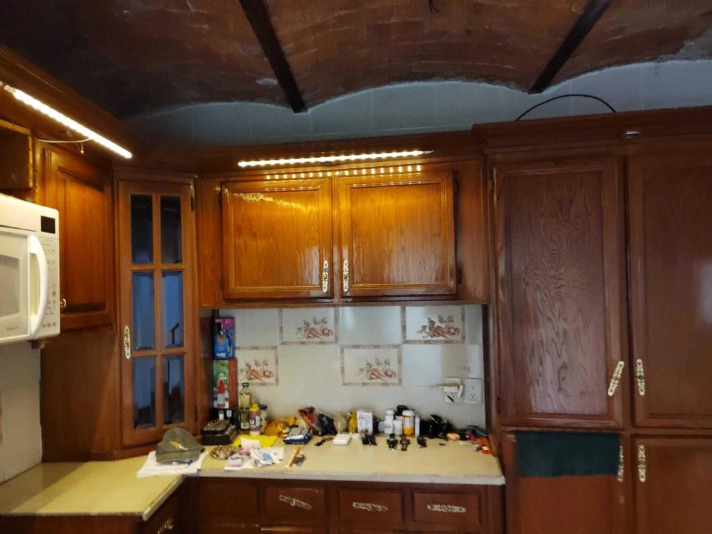 Interior 3