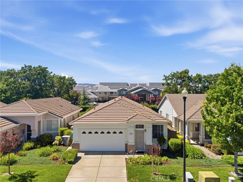 218 Bartlett Lane