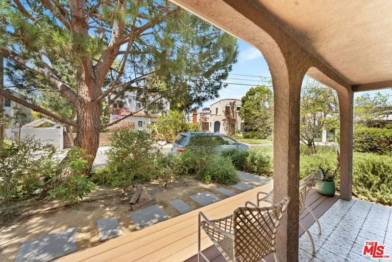 1338 Montecito Circle photo 2