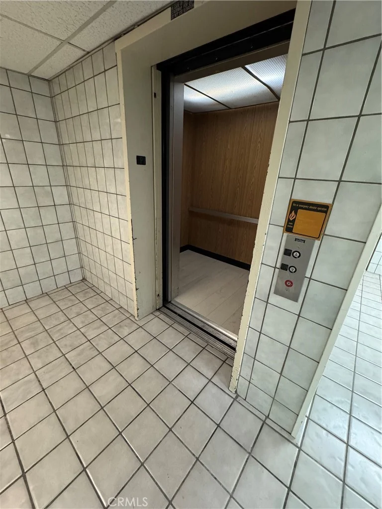 2616 Canada 302 photo 2