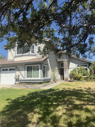 3054 N Forest photo 2