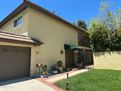 1165 Triunfo Canyon Road photo 2