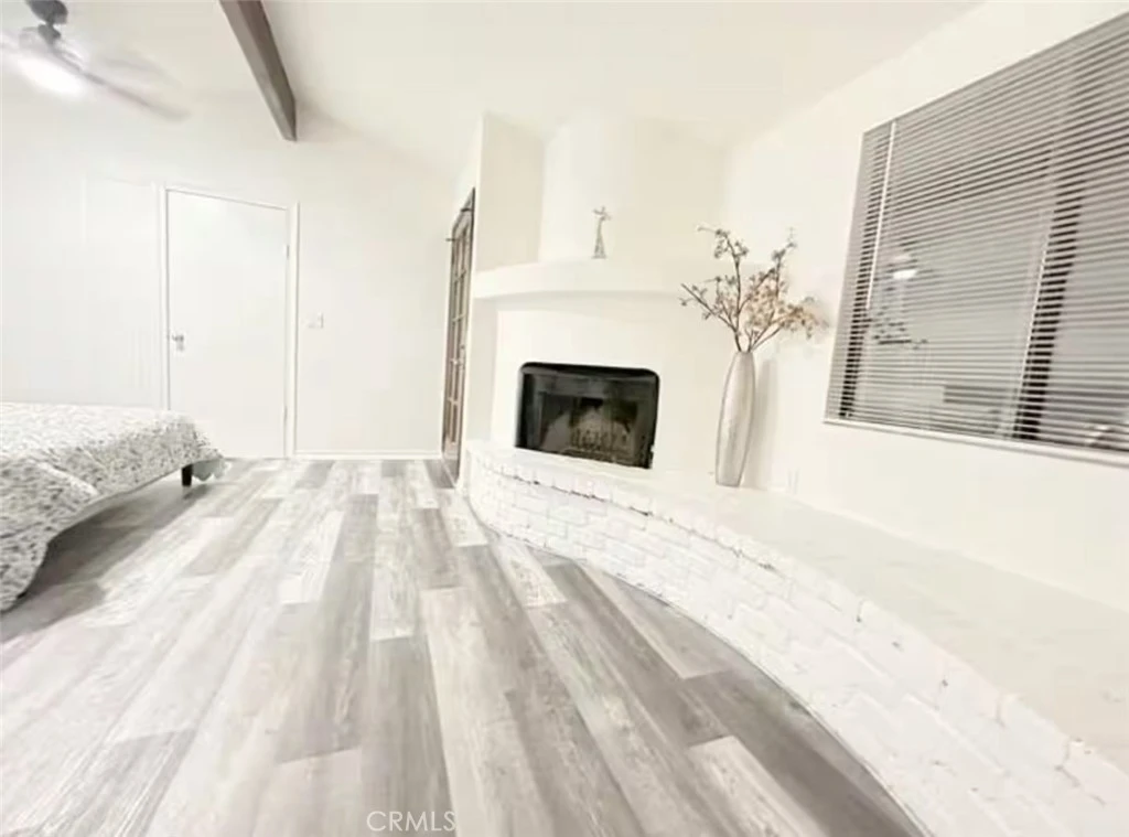 Interior 2