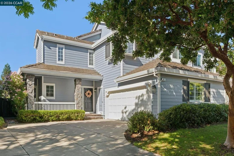 921 Arrowhead Ter