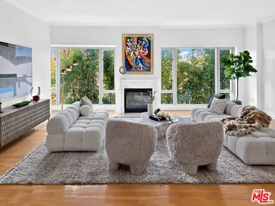 10727 Wilshire Boulevard 404 photo 2