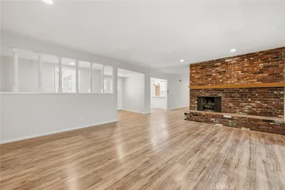 48 Mansfield Lane photo 2