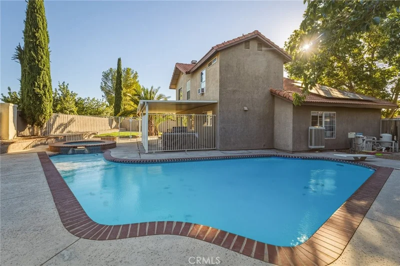 12631 Sunbird photo 2
