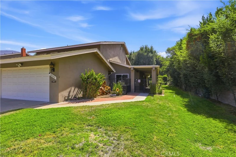 4605 Brentwood