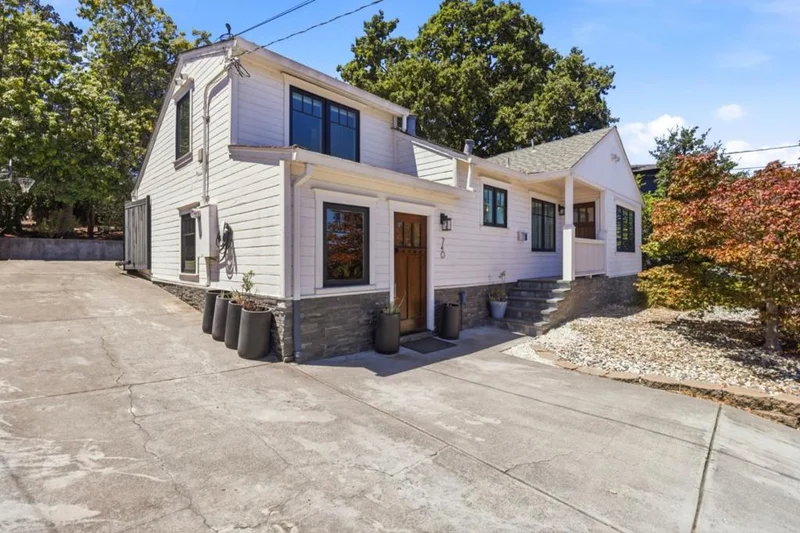 740 Alameda De Las Pulgas
