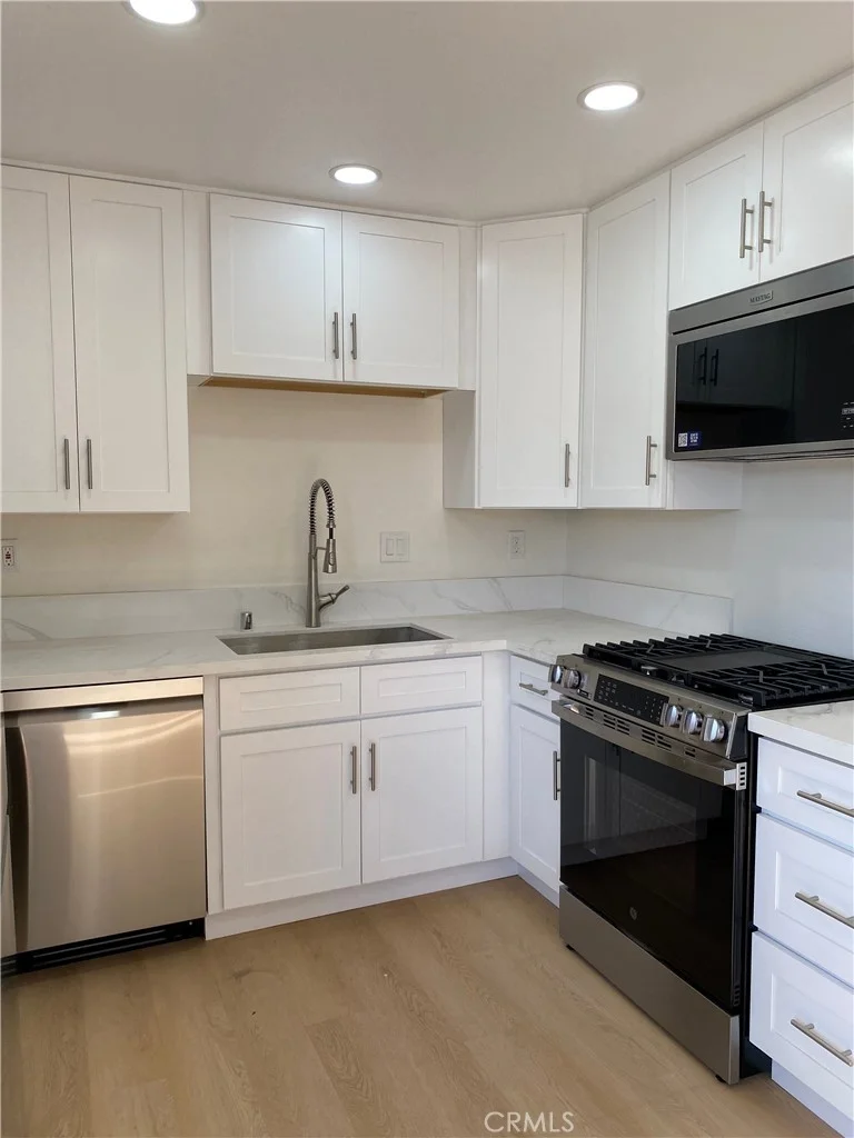 7791 Slater photo 2