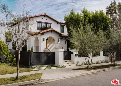 408 Westbourne Drive