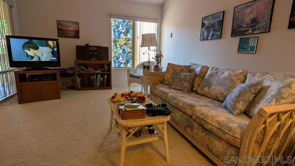 Interior 3
