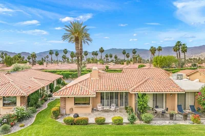 414 S Sierra Madre