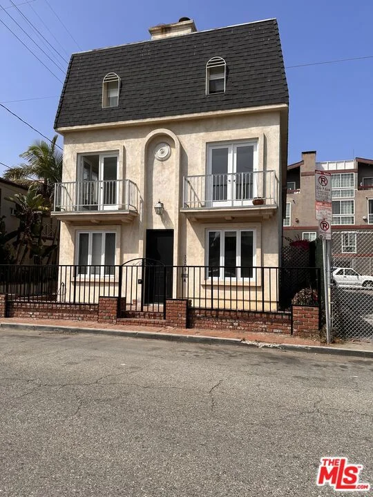 3309 Grand Canal #A