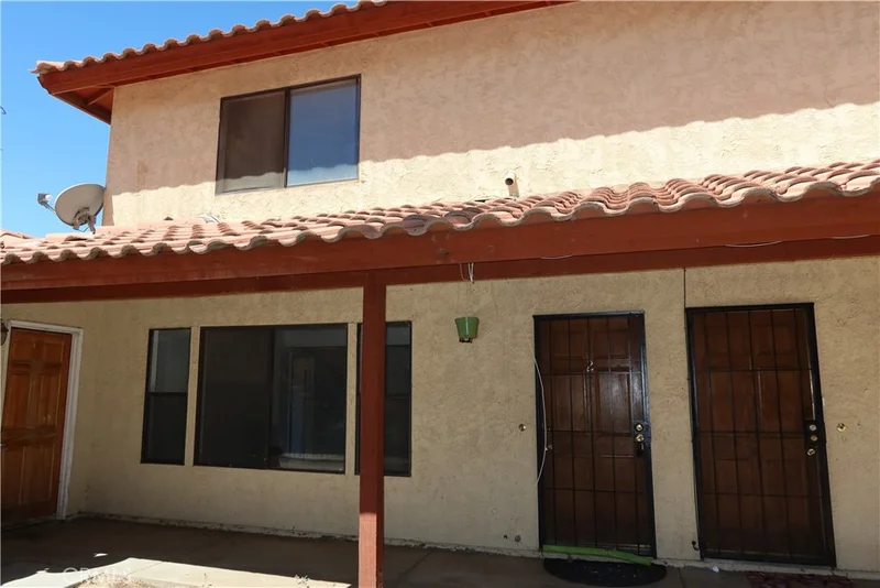 826 E Avenue J12 2