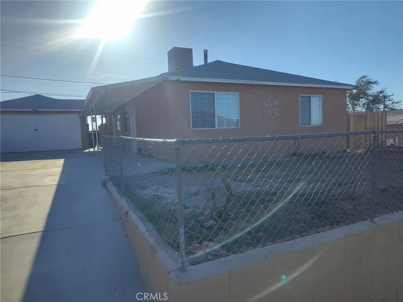 322 Maxine Avenue 1