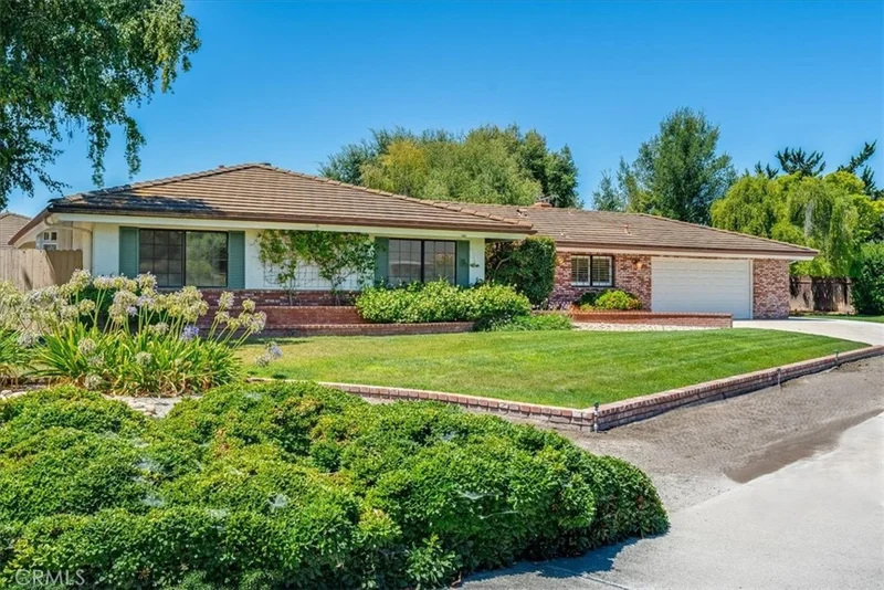 2198 Creekside