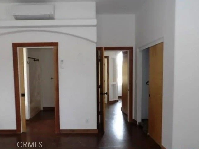 Interior 4