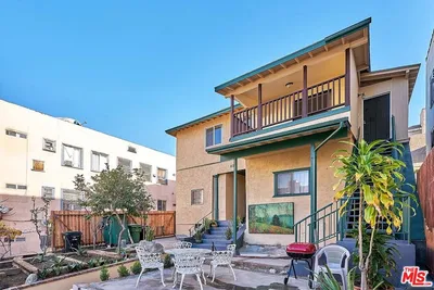 826 S Park View Street 1