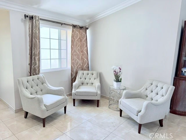 Interior 2