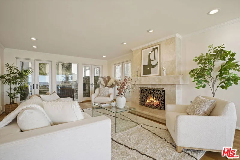Photo 2 of 26908 Malibu Cove Colony Drive