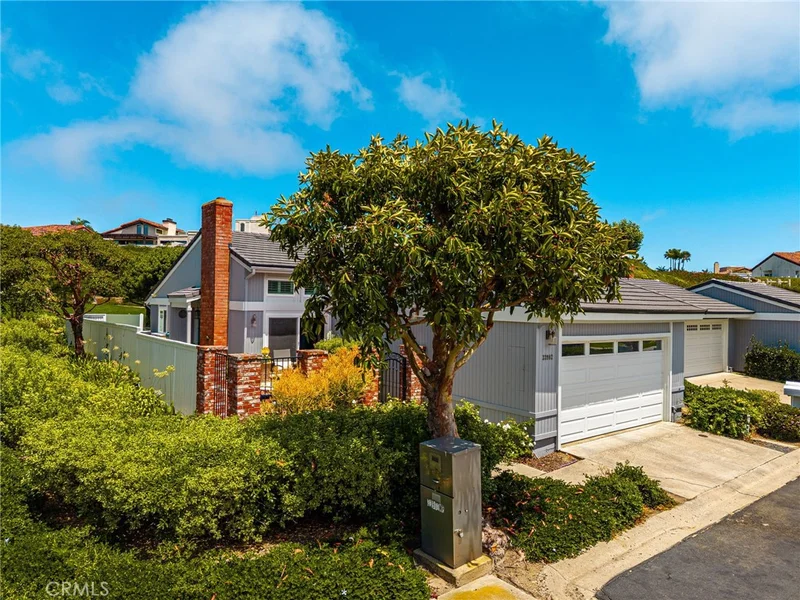 33902 Faeroe Bay