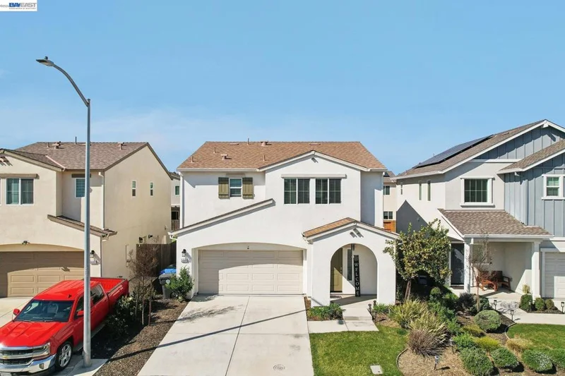 1449 Dorona Ln