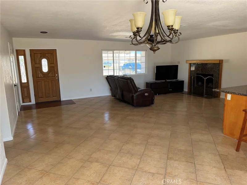 11761 Jamacha photo 2