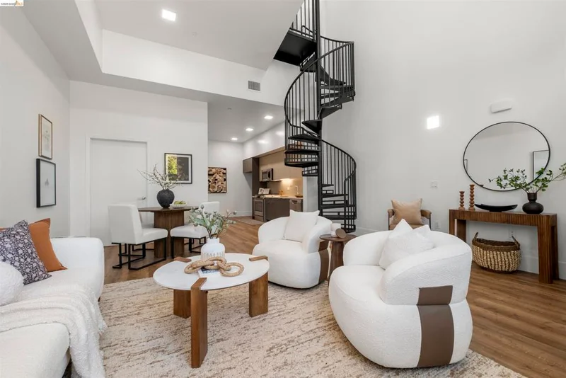 1545 32nd Street 101