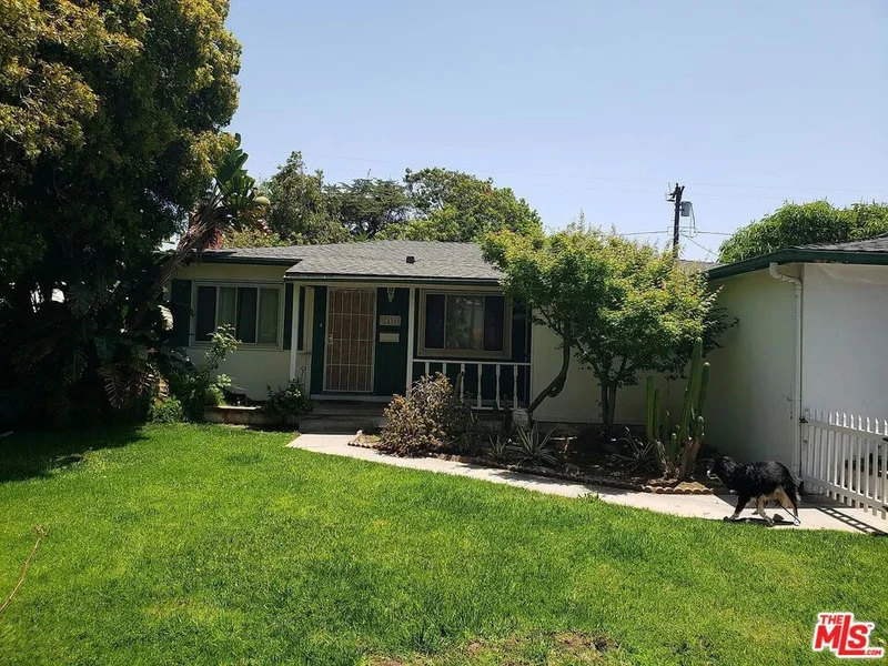 7116 W 91st Street
